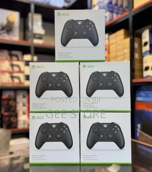 Microsoft Xbox Wireless Controller - Nyeusi - 1