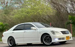 Toyota Crown Athlete 2004