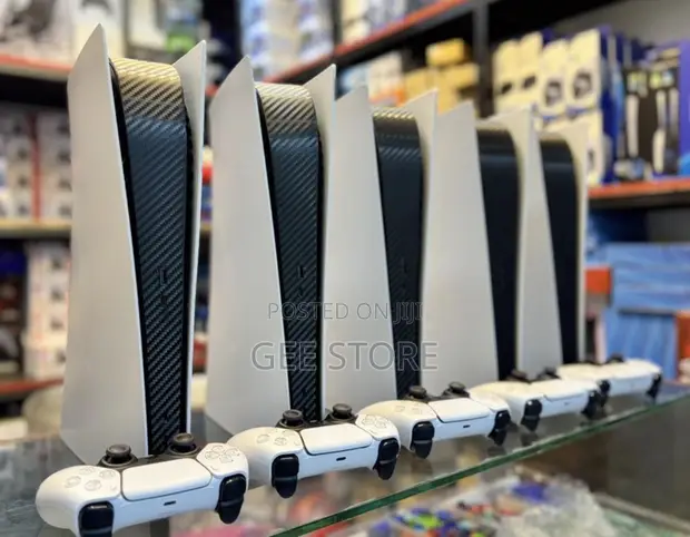 PS5 Fat Digital Edition + 1 Controller - 1