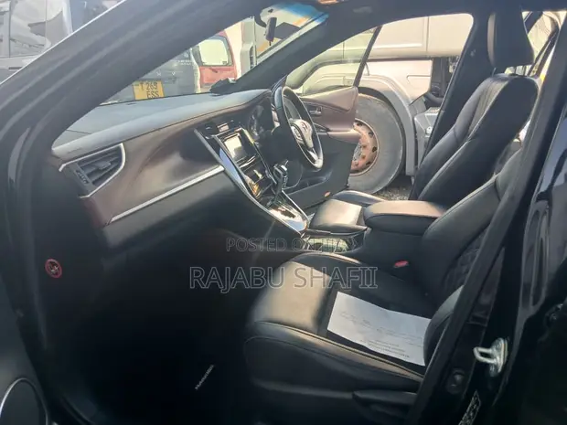Toyota Harrier 2.0 2015 Black - 1