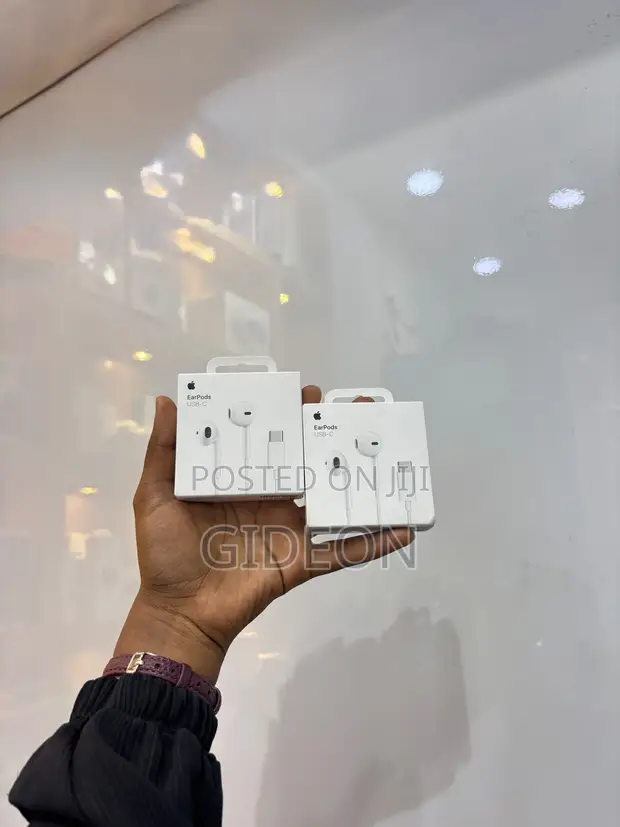 Original Wired Type-C Earphones for iPhone - 1