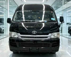 Toyota HiAce Quantarm 2009