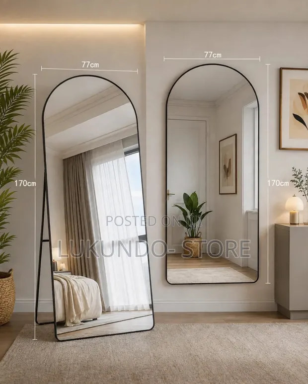 Modern Arched Full-Length Mirror with Metal Frame (77x170cm) - 1