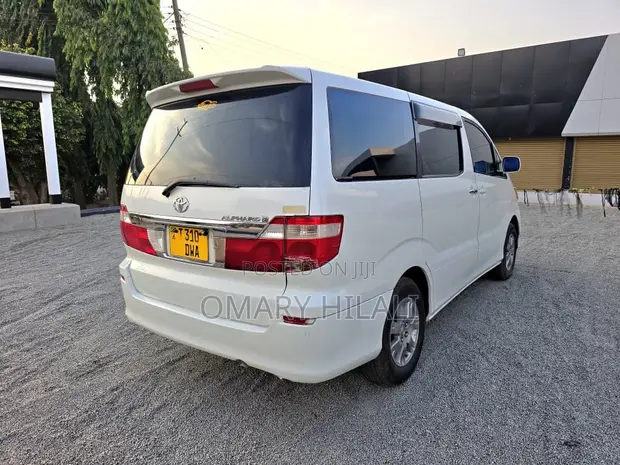 Toyota Alphard 2005 Pearl White - 1