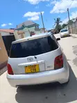 Toyota IST 2004 Silver - 2