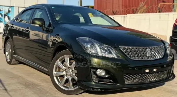 Toyota Crown 2008 - Dark Green - 1