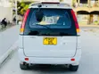 Toyota Noah 2.0 FWD (8 Seater) 2001 White - 2