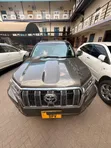 Toyota Land Cruiser Prado 2018 Gray - 3