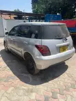 Toyota IST 2004 Silver - 4