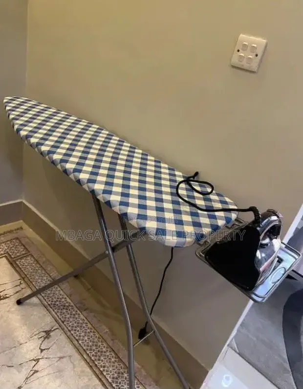 Furnished 1-Bedroom Apartment in Oyster Bay for Rent - 1