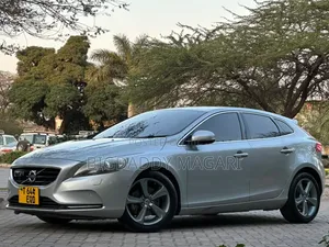 Volvo V40 T4 2013