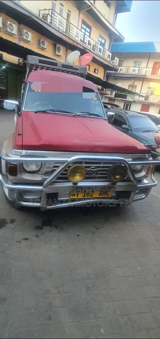 Nissan Patrol Safari TD42 1997 Red - 1