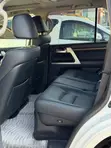 Toyota Land Cruiser 4.6 V8 ZX 2017 Nyeupe - 4