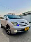 Toyota IST 2007 Nyeupe - 1