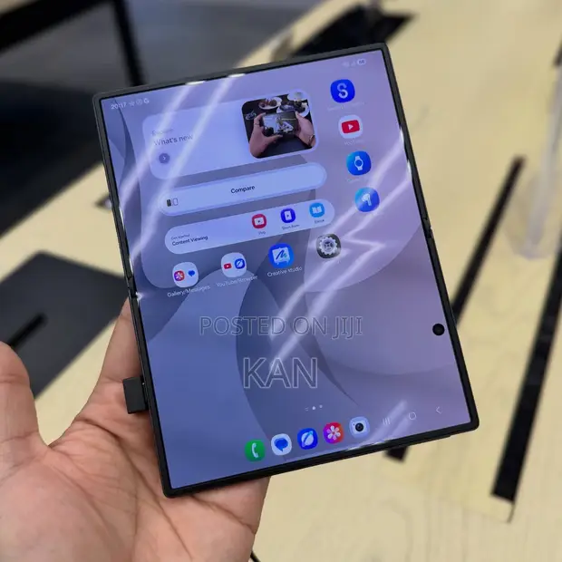 New Samsung Galaxy Z Fold8 256GB Violet/Lavender/Cream - 1