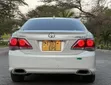 Toyota Crown Athlete 2010 White - 3