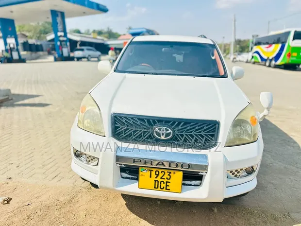 Toyota Land Cruiser Prado 2007 Off-White - 1