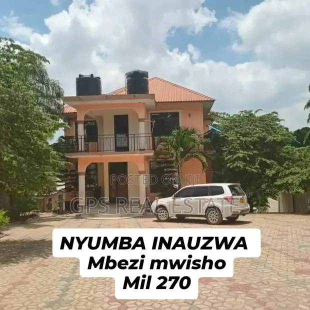 Nyumba ya Vyumba 4 Inauzwa Mbezi Mwisho, Kinondoni - 1