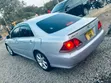 Toyota Crown 2006 Nyeupe - 4