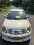 Toyota IST 2004 Pearl - 1