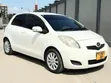 Toyota Vitz 2009 White - 2