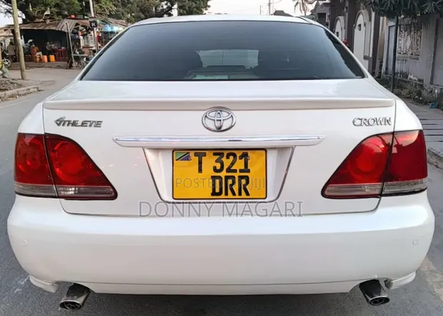 Toyota Crown Athlete 2006 - 1