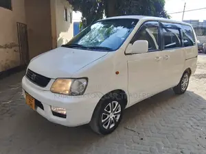 Toyota TownAce Noah 2003 White