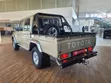 Toyota Land Cruiser 2018 Beige - 5