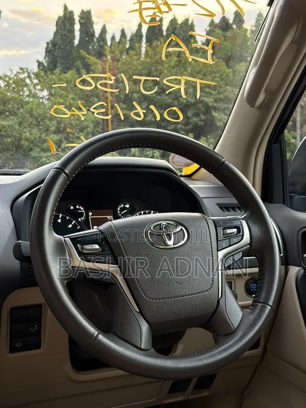 Toyota Land Cruiser Prado 2.7 TX 2022 Black - 1