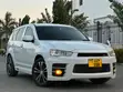 Mitsubishi Outlander 2011 White - 2