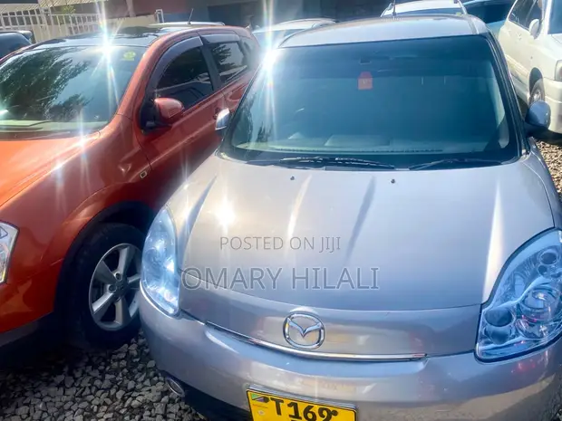 Mazda Verisa 2008 Silver - 1
