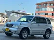 Suzuki Escudo 2001 Nyeupe - 3