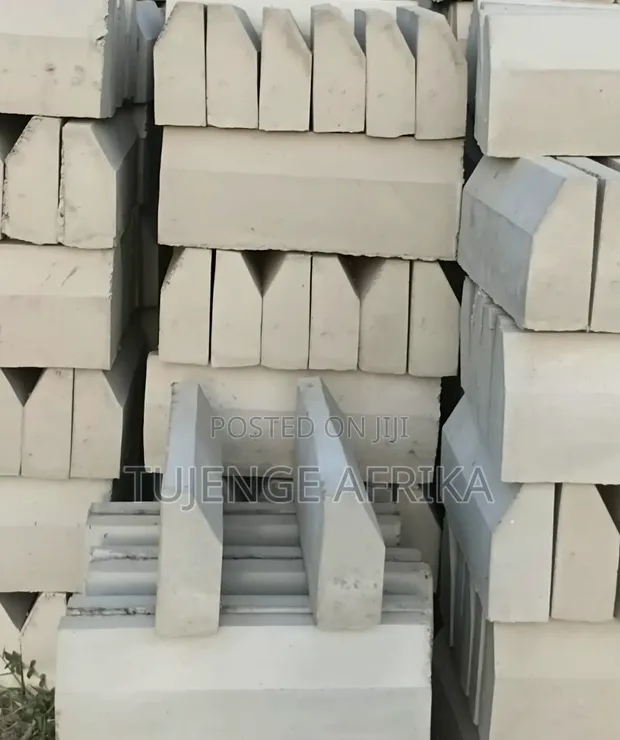 Capstone 2ft Blocks - 1