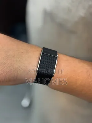 LOOP LIFE Fitness Tracker - Brand New
