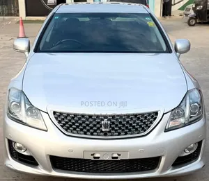Toyota Crown Athlete 2009 Silver