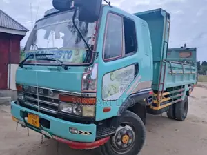 Mitsubishi Fuso Tipper Truck