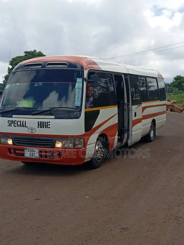 Toyota Coaster 2007 - 1