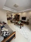 Furnished 2-Bedroom Apartment in Oyster Bay - 1