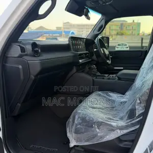 2025 Toyota Land Cruiser Prado 2.8L Diesel White