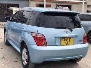 Toyota IST 2007 Bluu