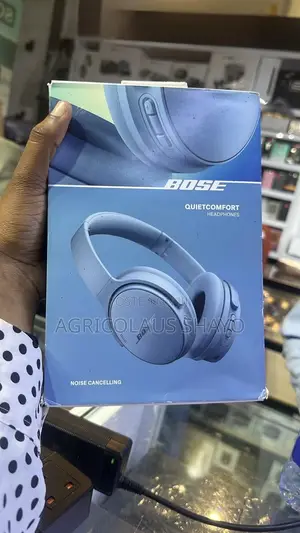 Bose QuietComfort Wireless Noise-Cancelling Headphones (Blue)