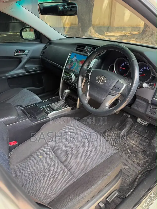 Toyota Mark X 2.5 RWD 2014 Nyeupe - 1