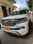 Toyota Land Cruiser 200 GXR 2015 (Uplift 2020) - 3
