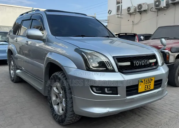 Toyota Land Cruiser Prado 2005 Nyeupe - 1