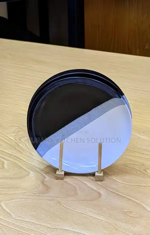 Royalty 6-Piece Dinner Plates
