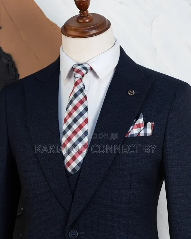 Men's Mario Casas Slim Fit 3-Piece Navy Blue Suit Set - 1