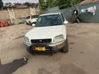 Toyota RAV4 1999 White - 3
