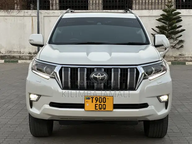 Toyota Land Cruiser Prado 2019 White - 1