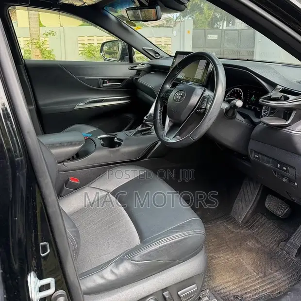 Toyota Harrier 2022 Black - 1