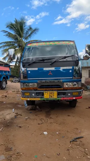 Mitsubishi Canter Tipper Truck